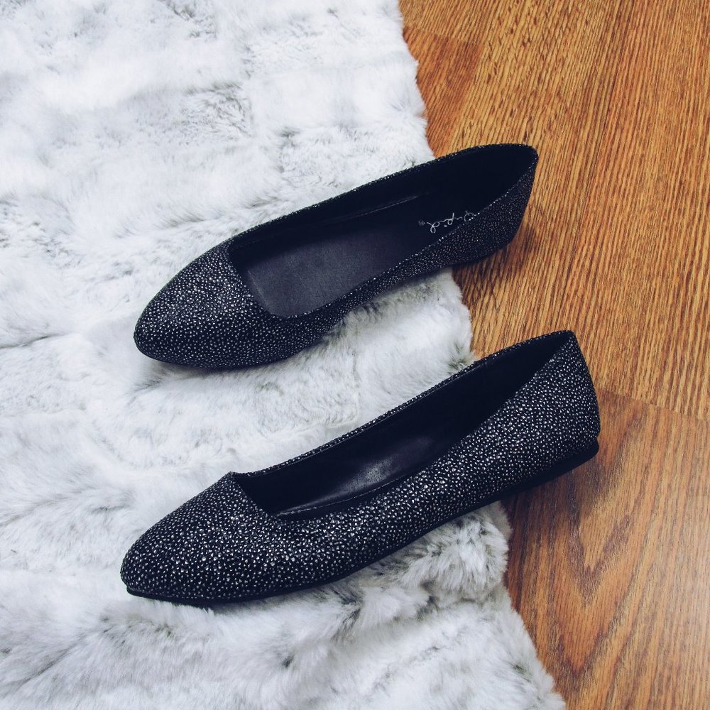 💎NWT Black and Silver Flats 💎 3 for $30